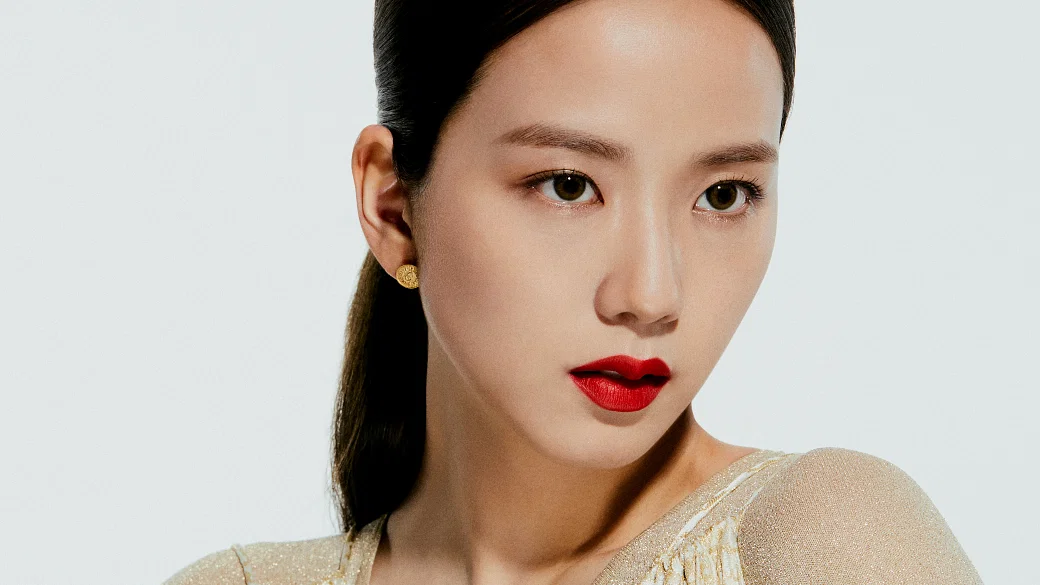 Top 10 Classic Red Lip Korean Looks To Pull Off In 2022 - Asiantv4u